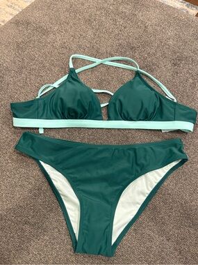Cupshe Women's Crisscross Back Bikini Set ink Green size medium